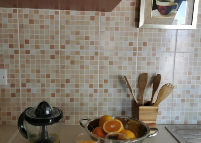 Andromeda Hideaway Apartment Polis