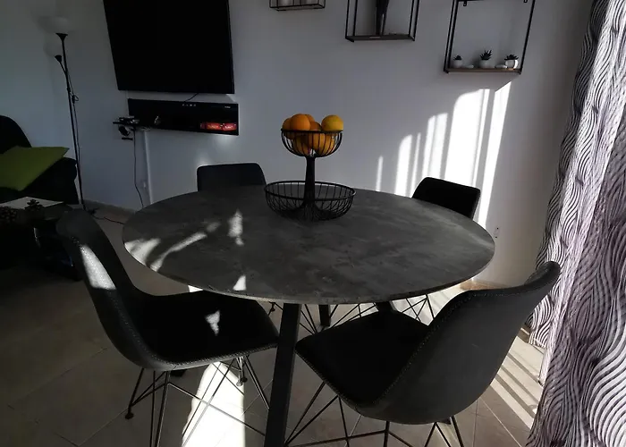 Andromeda Hideaway Apartment *